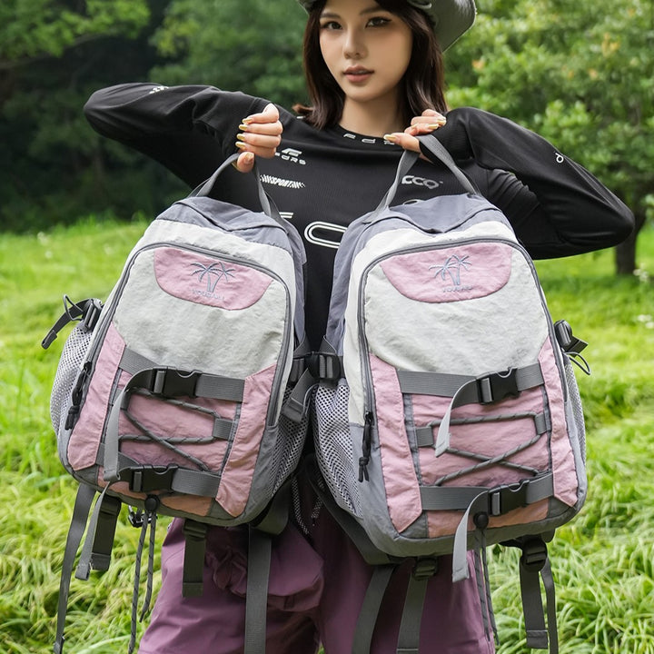 Vielseitiger Wanderrucksack mit verstellbaren Trägern und mehreren Fächern Karnz