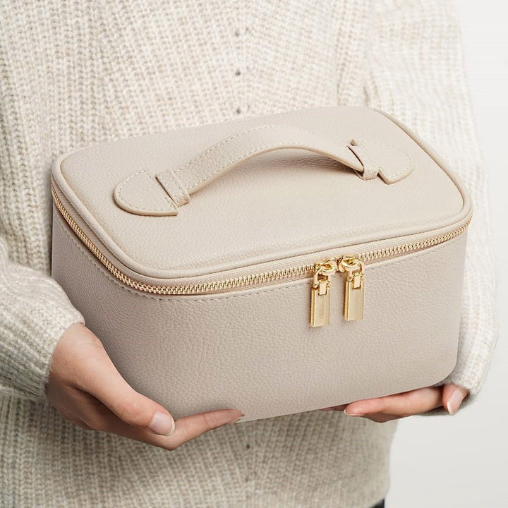 Stilvolle und Geräumige Kosmetiktasche Karnz