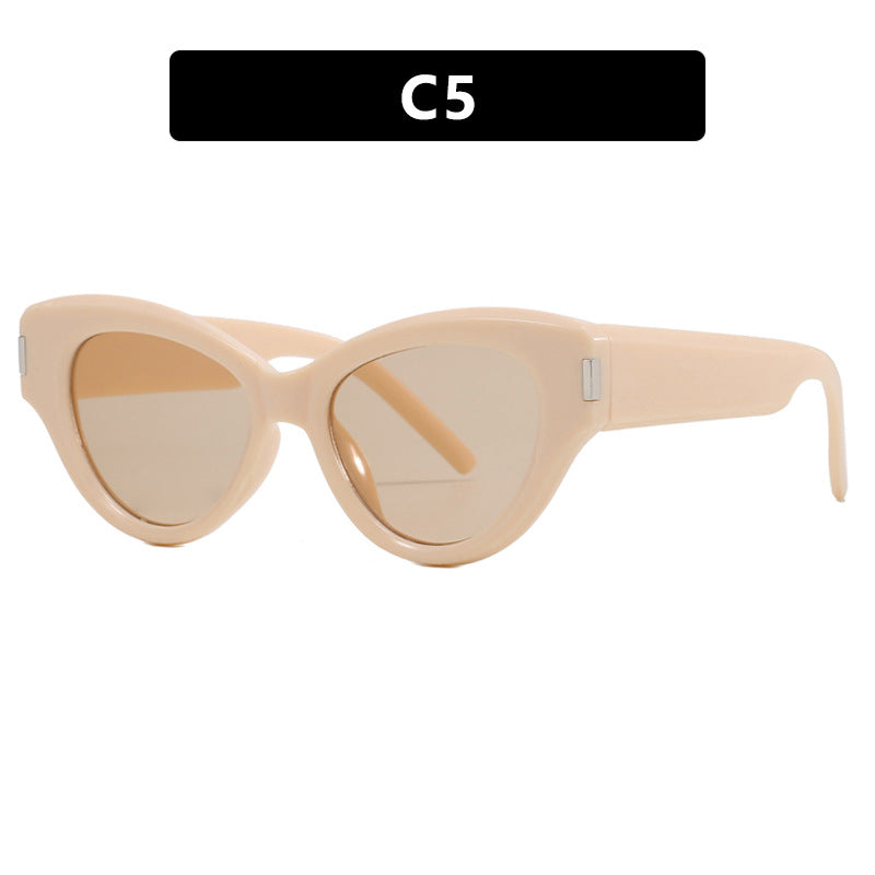 Damen stilvolle Cat-Eye Sonnenbrille mit transparentem Rahmen Karnz