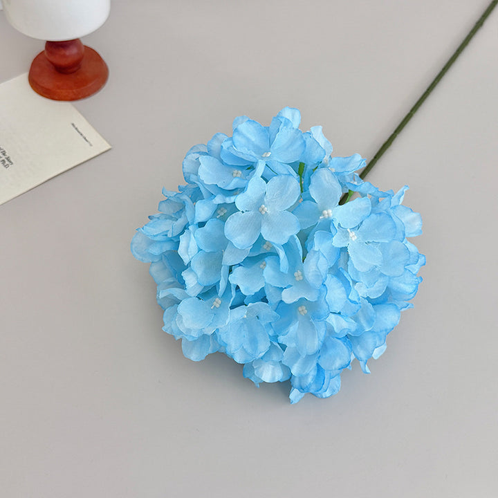 Dekorative Kunstblumen Karnz