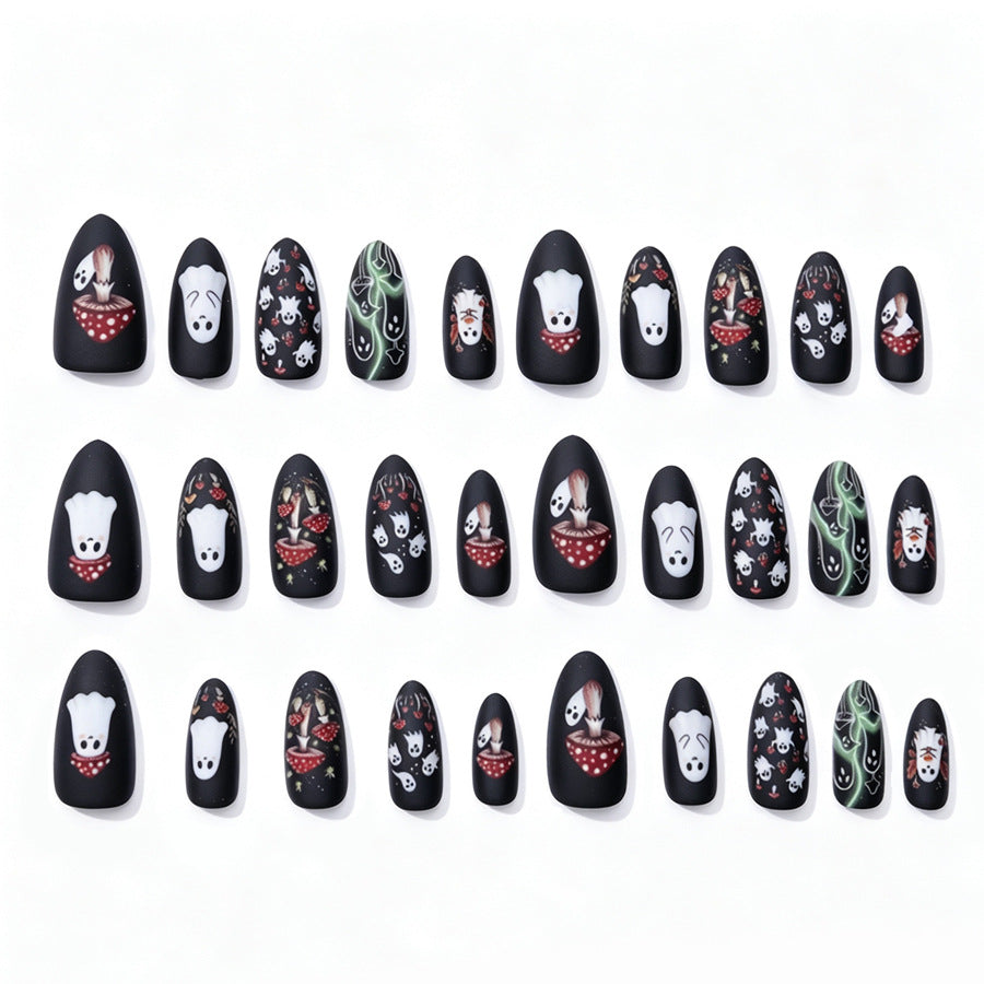 Kreative Halloween-Themen Press-On Nagelkunst Karnz