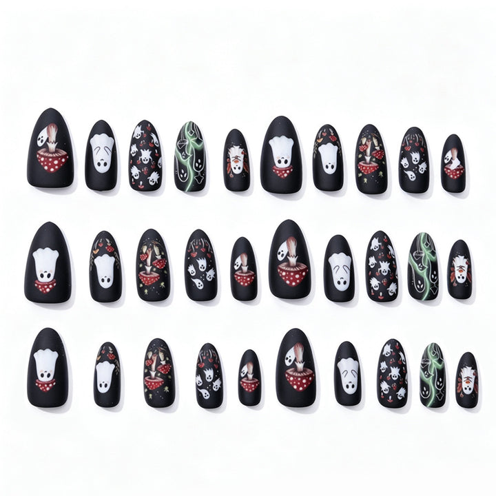 Kreative Halloween-Themen Press-On Nagelkunst Karnz