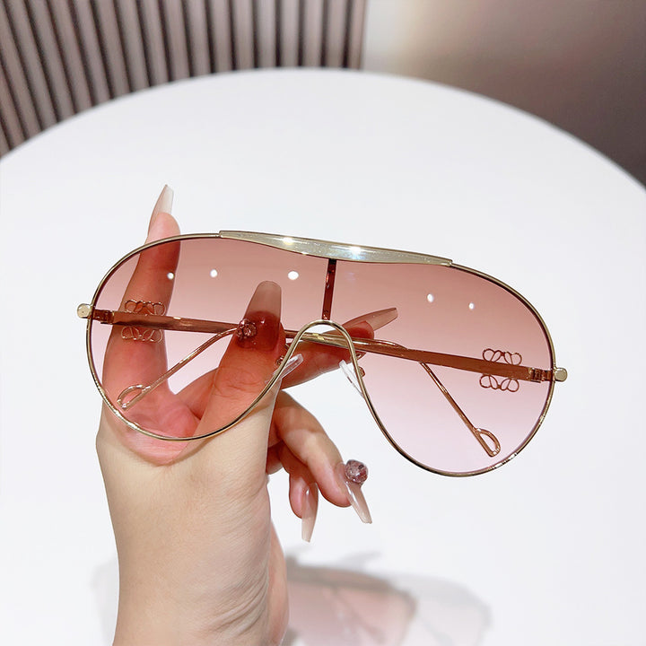 Übergroße Aviator-Sonnenbrille mit Farbverlauf-Gläsern Karnz