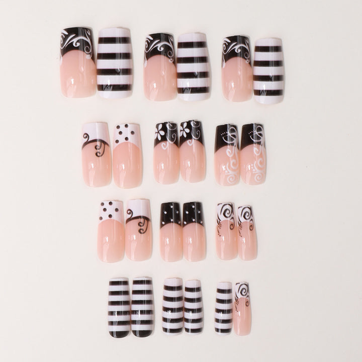 Chic stilisierte Press-On Nagelspitzen Karnz