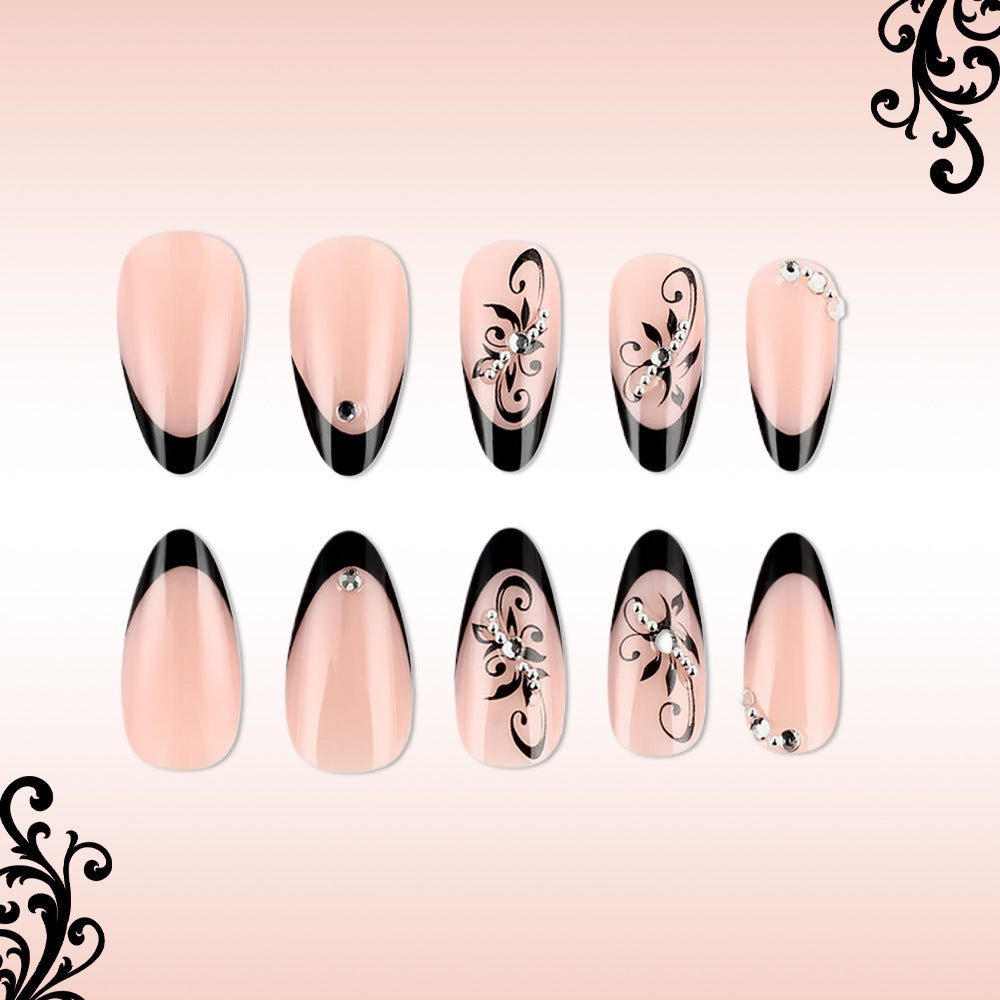 Elegante skulptierte Stiletto Press-On Nägel Karnz