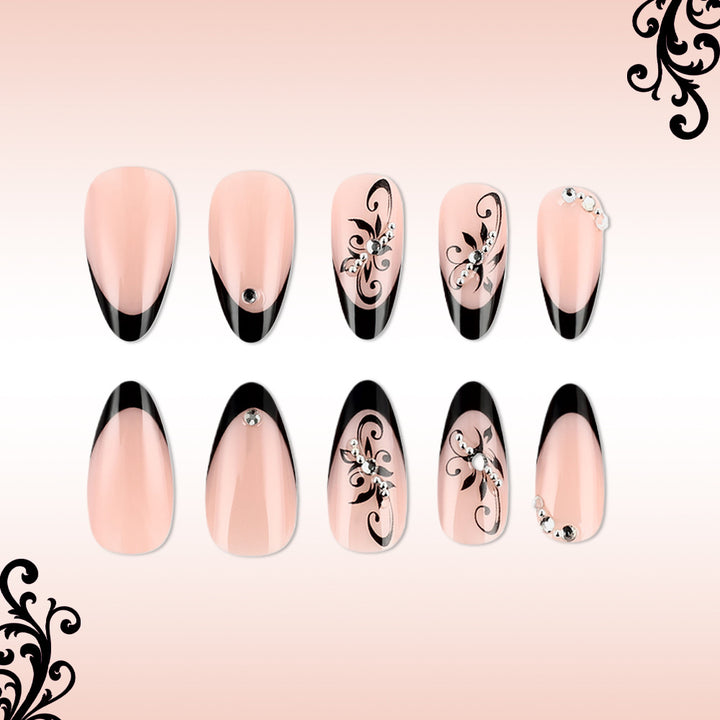 Elegante skulptierte Stiletto Press-On Nägel Karnz