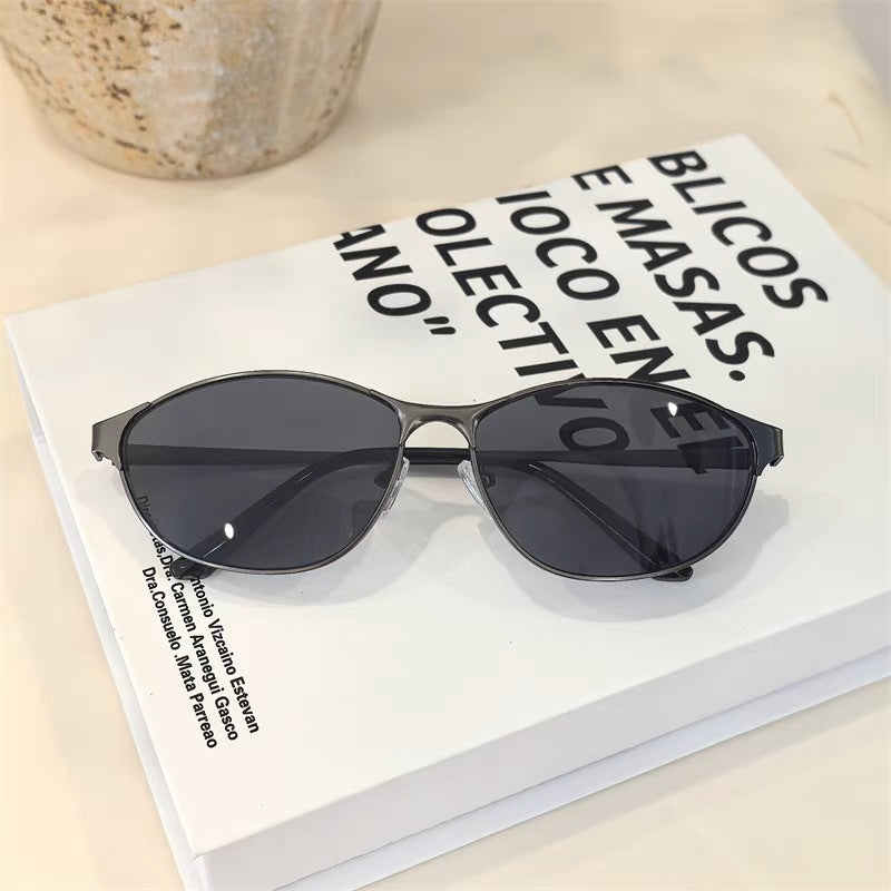 Modische Metal Sonnenbrille Im Modernen Design Karnz