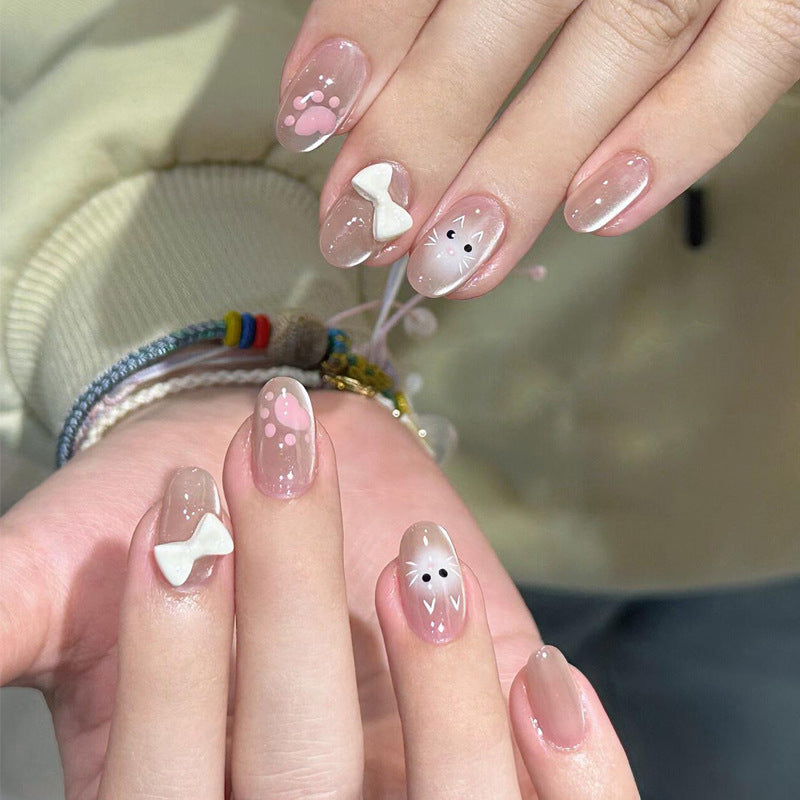 Süßes Themen-Nageldesign Karnz