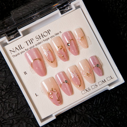 Dekorative Press-On Nageltips mit Blumenmustern