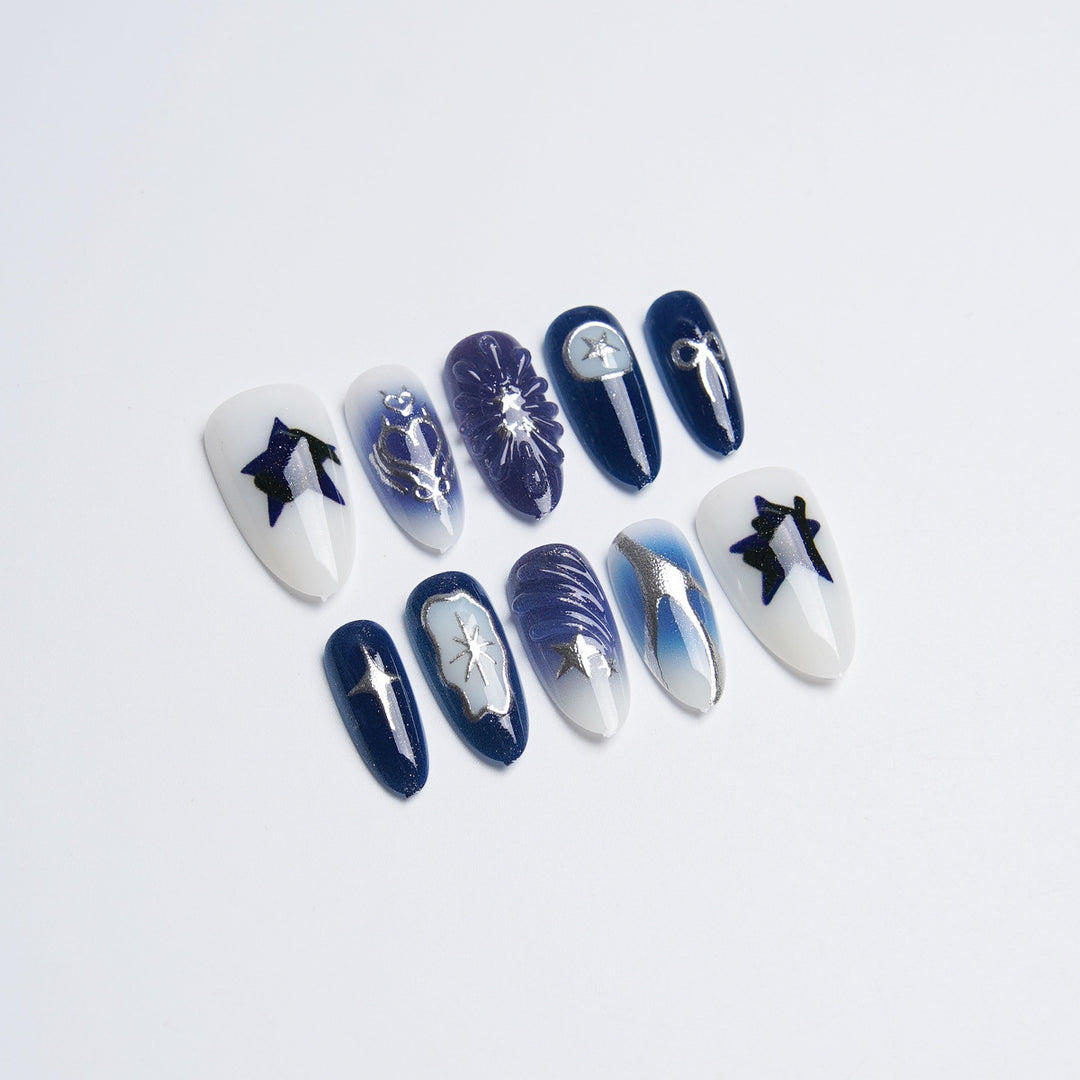Kunstnagelset mit stilvollen Designs Karnz