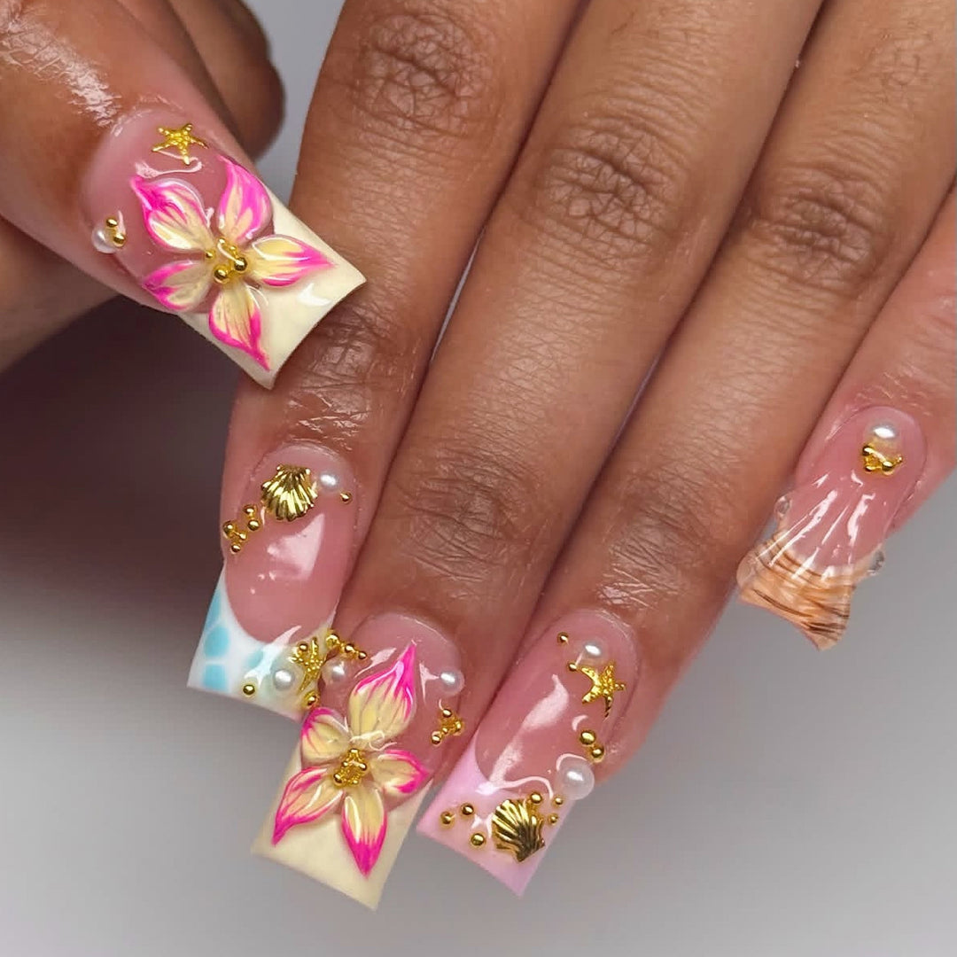 Luxuriöse florale Acryl-Nagelkunstverlängerungen Karnz