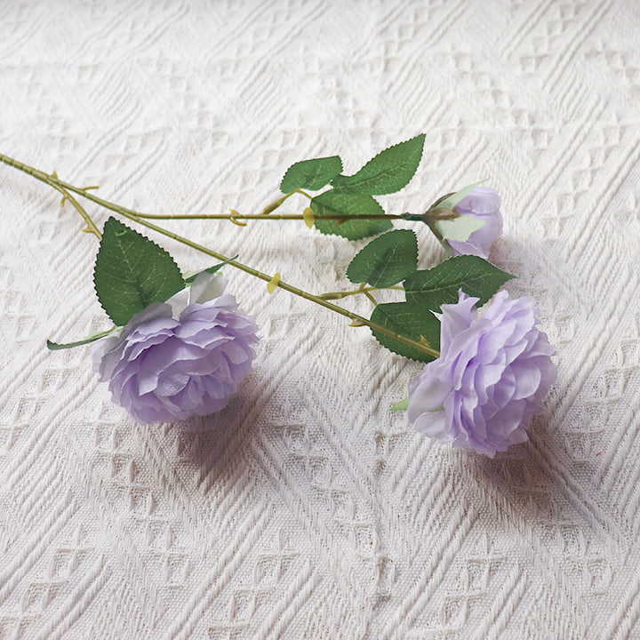 Elegante künstliche Rosenstängel