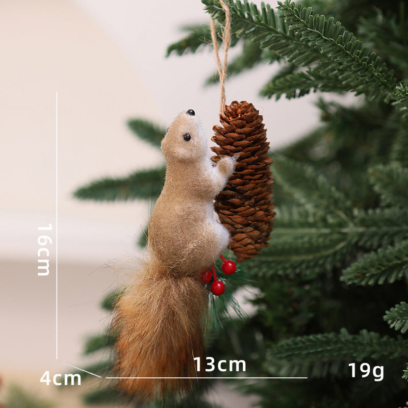 Niedliche Dekorationsfigur mit Eichhörnchenmotiv Karnz