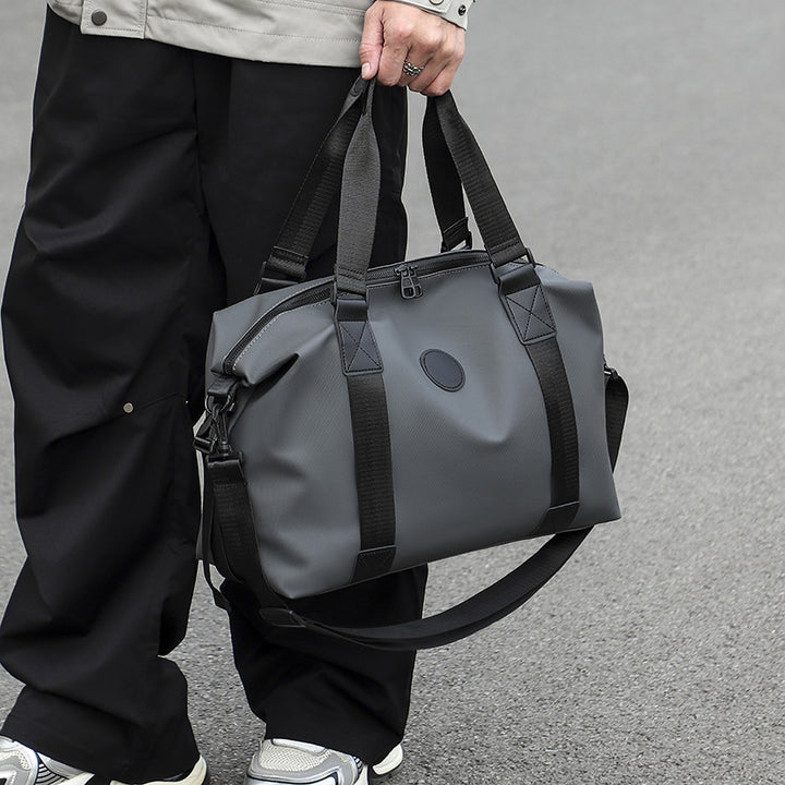 Sportliche Reisetasche mit Versiegeltem Reißverschluss und Verstellbarem Schultergurt Karnz