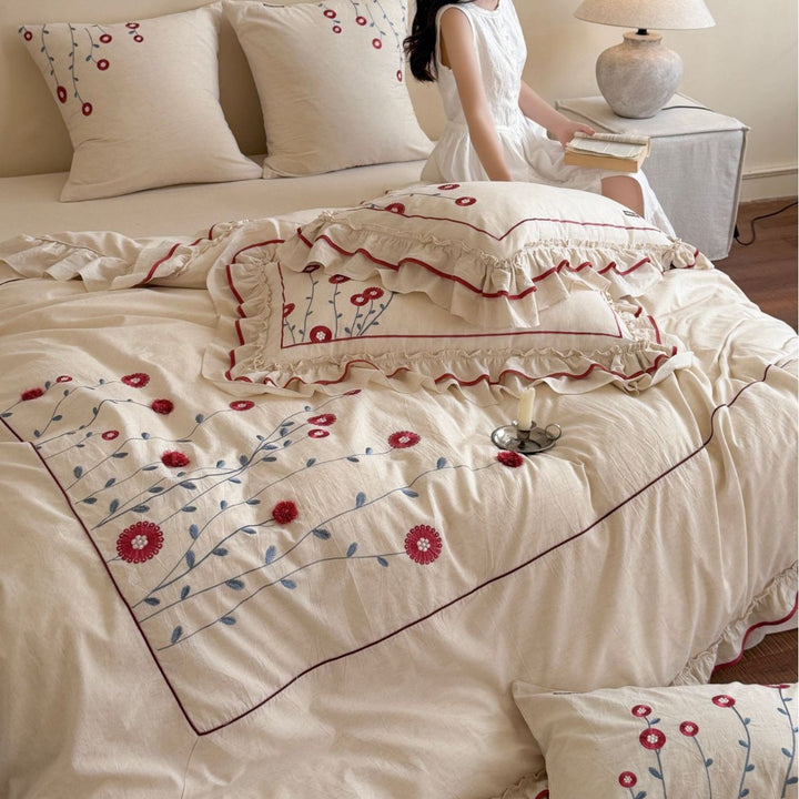 Bettwäsche-Set aus Baumwolle mit floraler Stickerei und verspieltem Rüschensaum