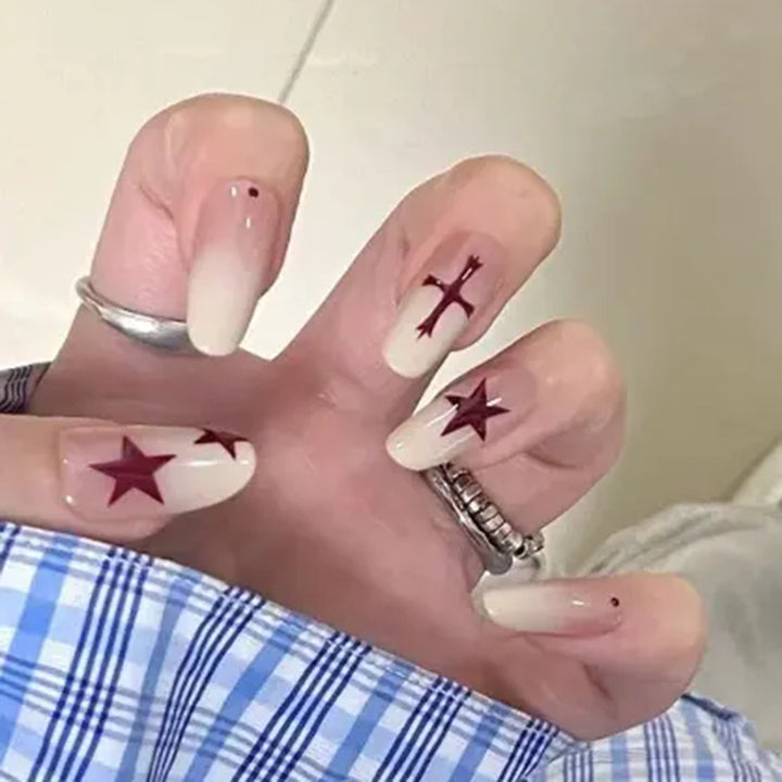 Sternen-Themen Nagelkunst Stil Karnz
