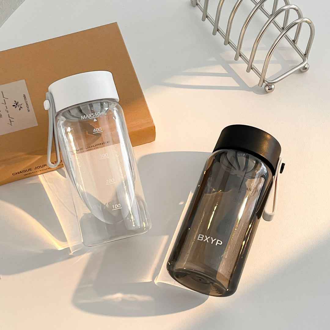 Damen BPA-freie Trinkflasche mit Smart-Deckel von Karnz