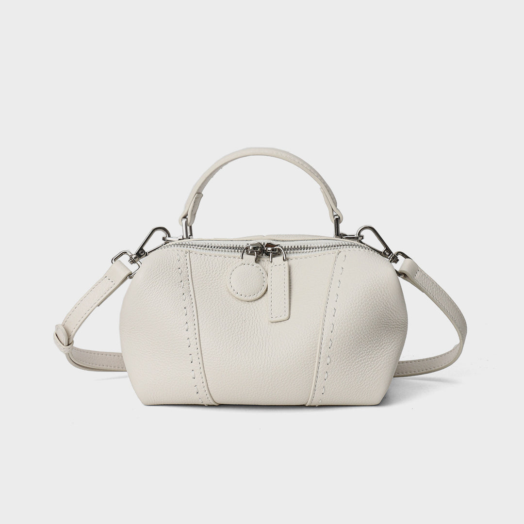 Gepunktete Kuppeltasche mit abnehmbarem Crossbody-Tragegurt