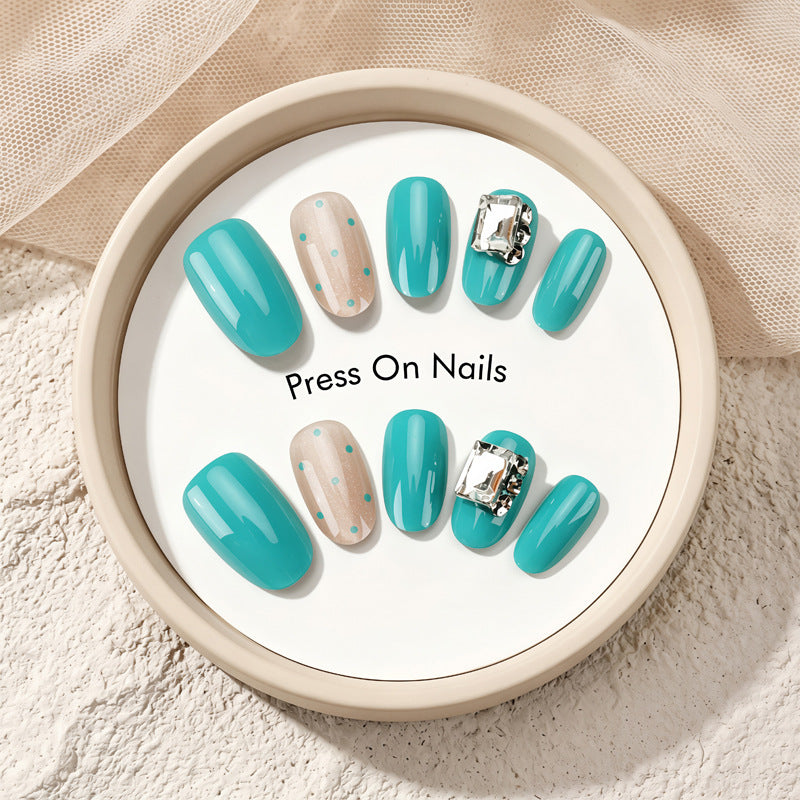 Dekoratives Press-On-Nagelset mit Stern- und Schleifenmotiven Karnz