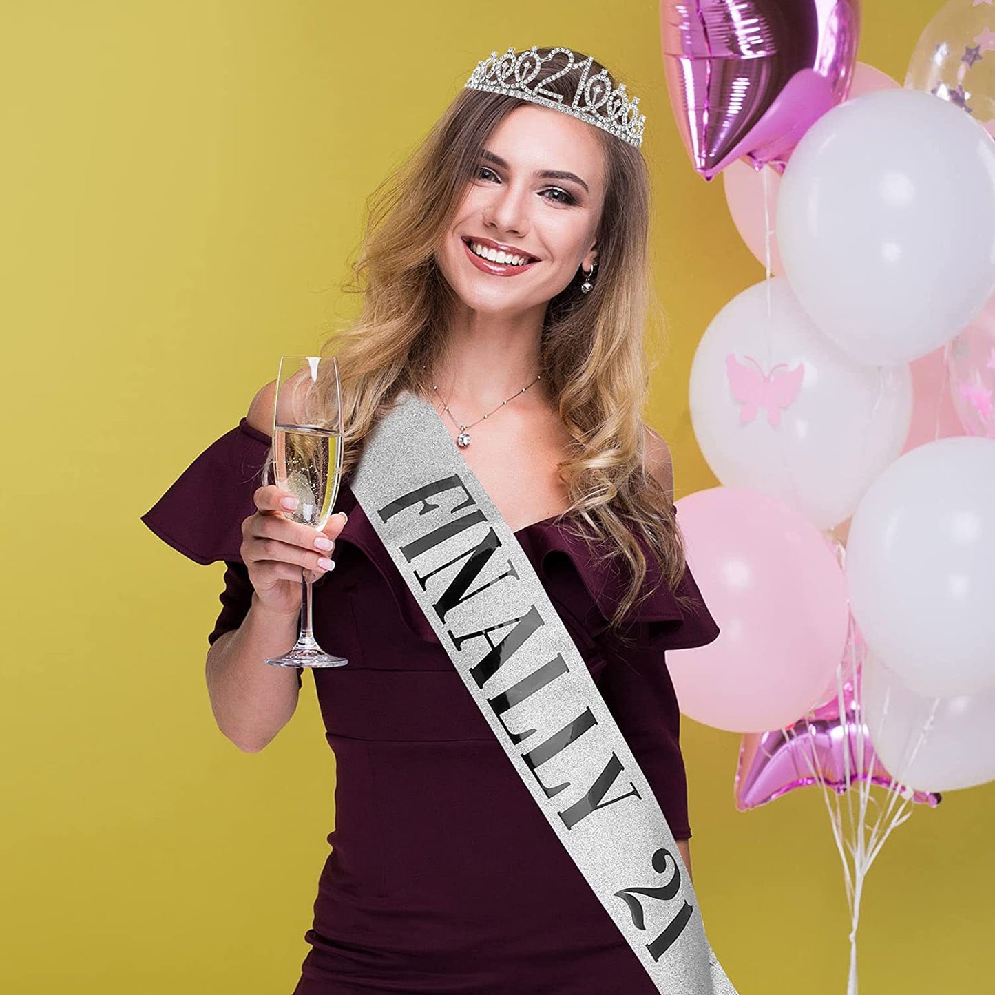 Mädchen Glitzernde Geburtstagskrone und Schärpe-Set Karnz