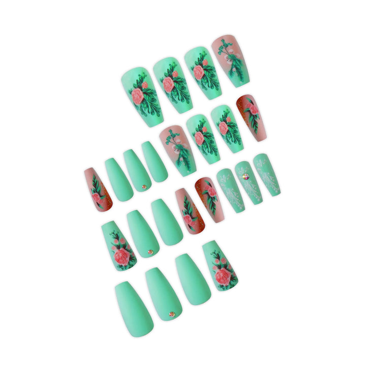 Blumig verziertes Press-On Nail Set Karnz