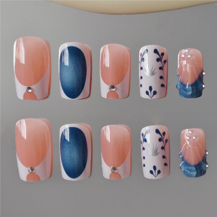 Künstlerisches dekoratives Press-On-Nagelset Karnz