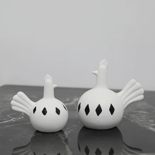 Künstlerische dekorative Vogelfigur