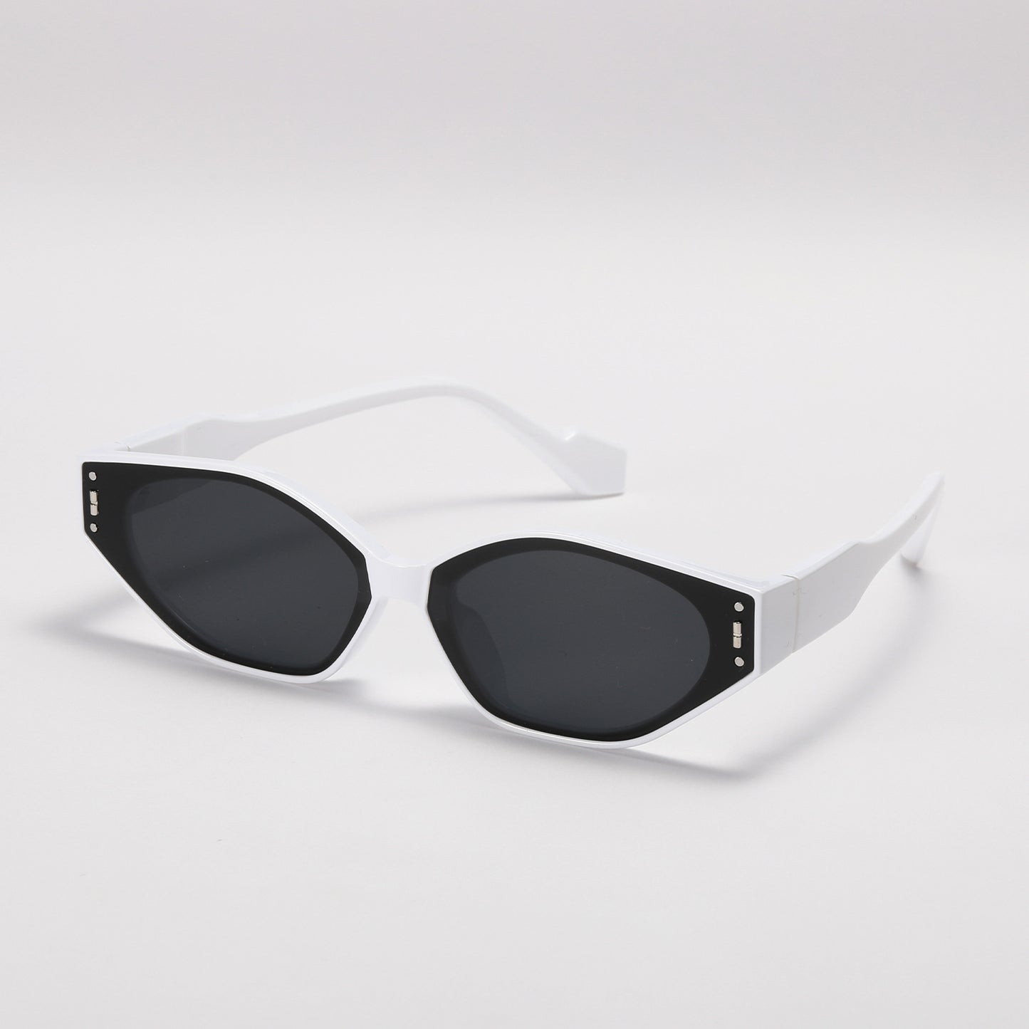 Damen geometrische Sonnenbrille im futuristischen Design Karnz