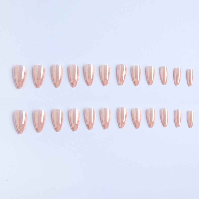 Elegante Stiletto Nagelverlängerungen Karnz