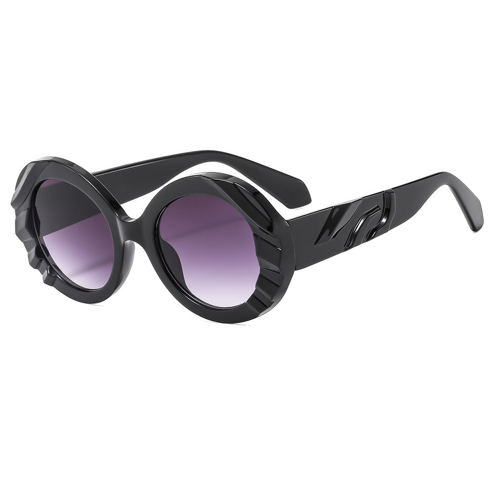 Damen Sonnenbrille mit einzigartigem, strukturiertem Rahmen und schützenden Gläsern Karnz