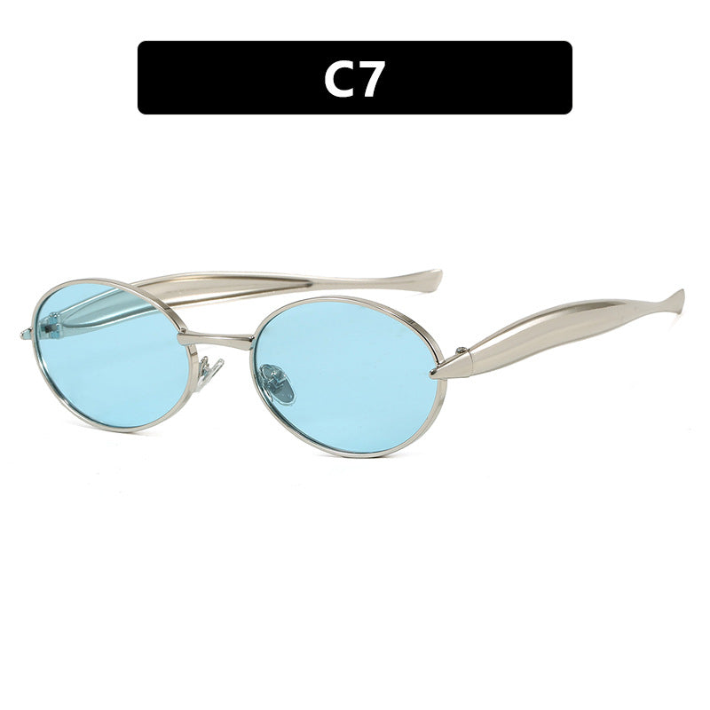 Damen modische Sonnenbrille mit ovalem Rahmen und funkelnden Details Karnz