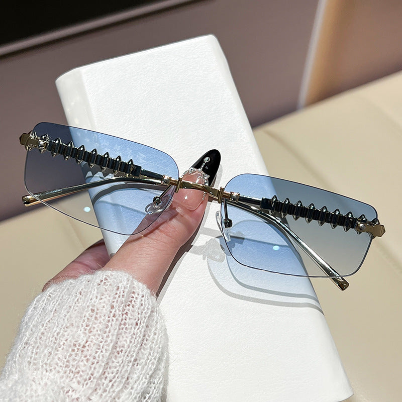Damen elegante und modische Brille Karnz