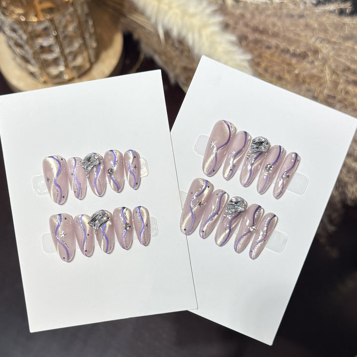 Glamouröses Dekoratives Nagelkunstset Karnz