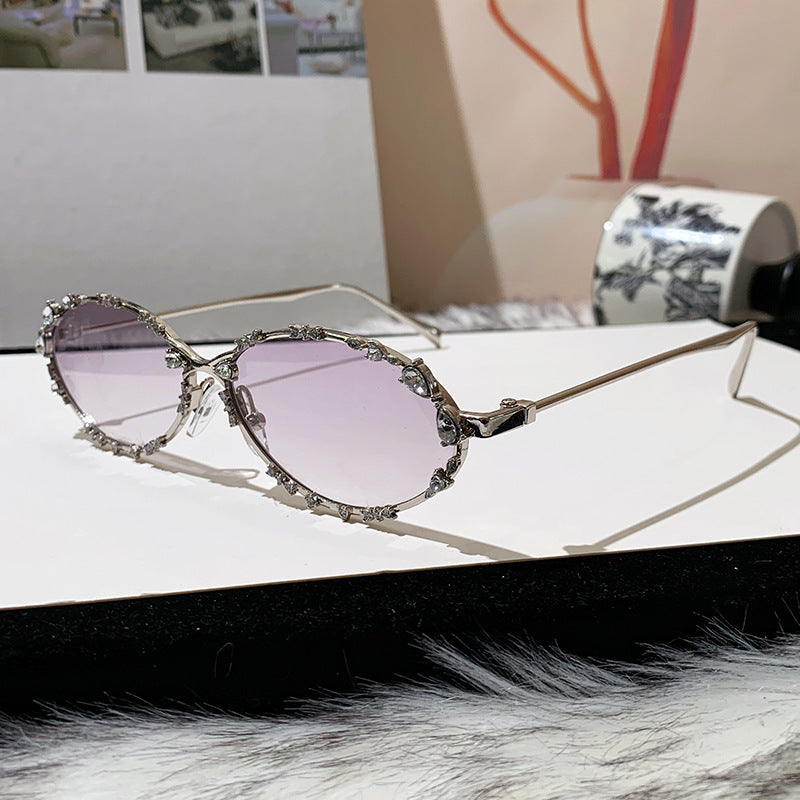 Damen extravagante oversized Sonnenbrille mit futuristischem Design Karnz