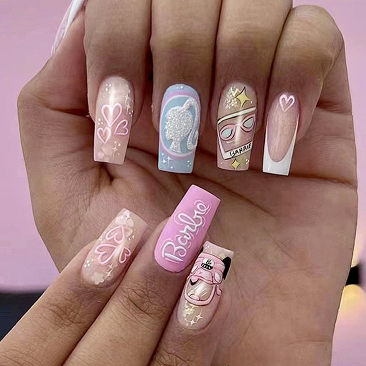 Kreatives Nageldesign Karnz