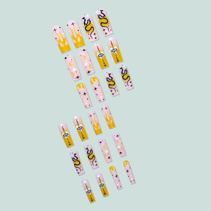 Künstliche Kunstnägel mit mystischen Motiven Karnz