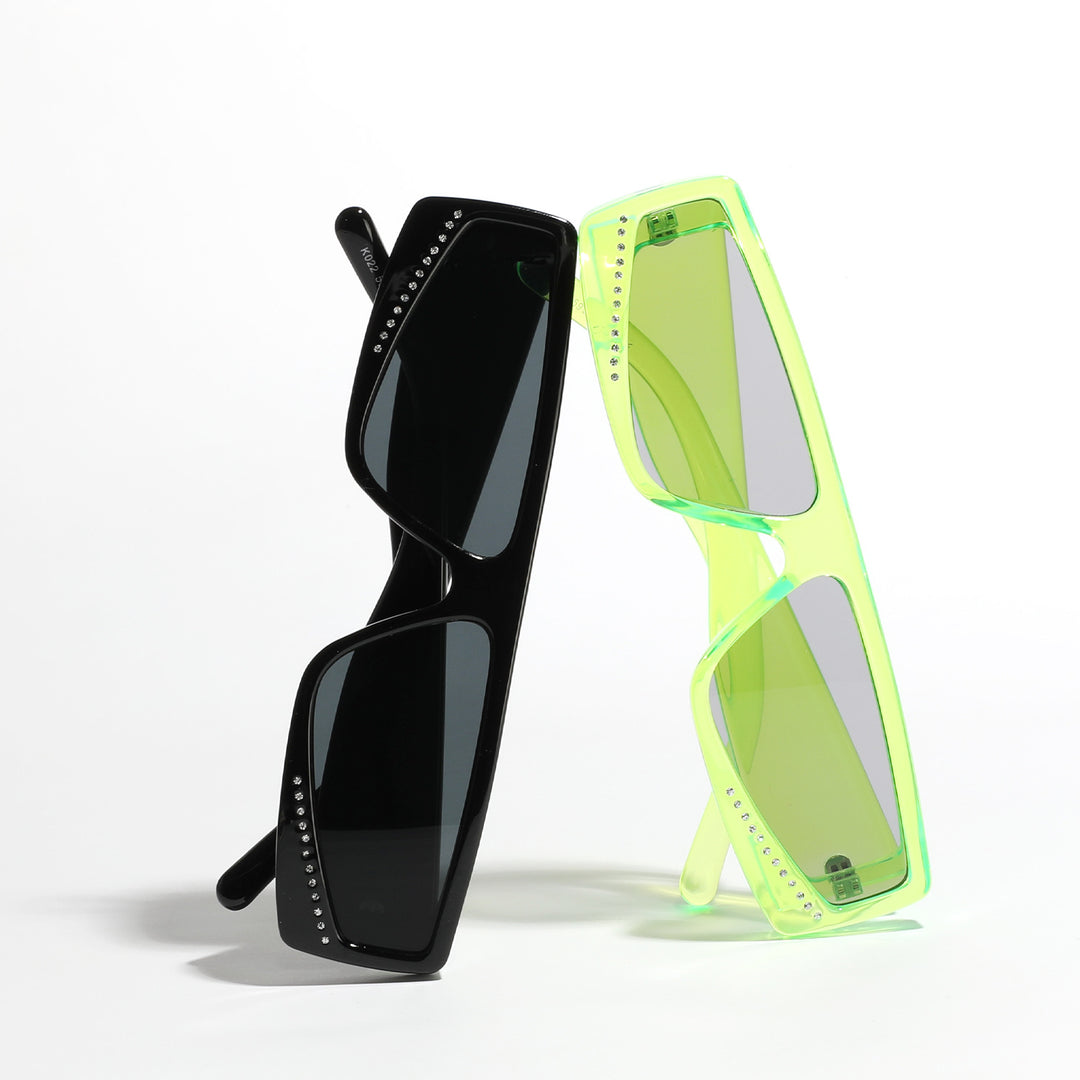 Damen oversized Sonnenbrille mit futuristischer Form und stylischen Verzierungen Karnz