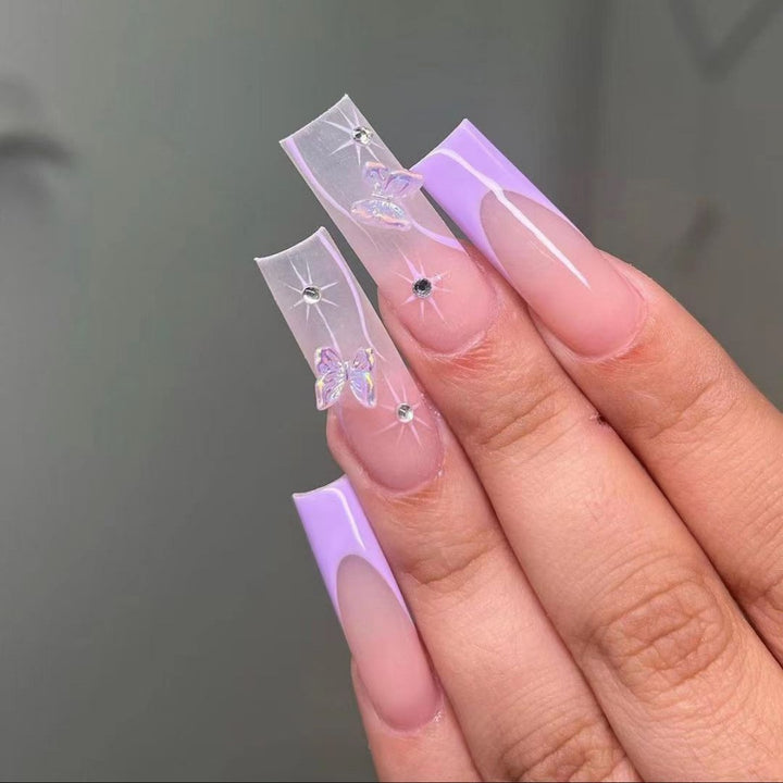 Dekorative Schmetterlings-Nagelverlängerungen Karnz