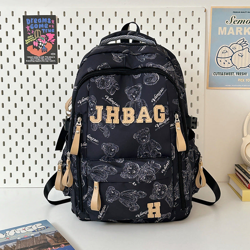 Verspielt grafisch bedruckter Rucksack