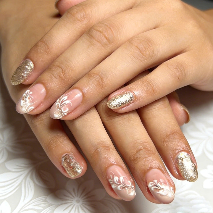 Elegante florale Glitzer-Press-On-Nägel Karnz