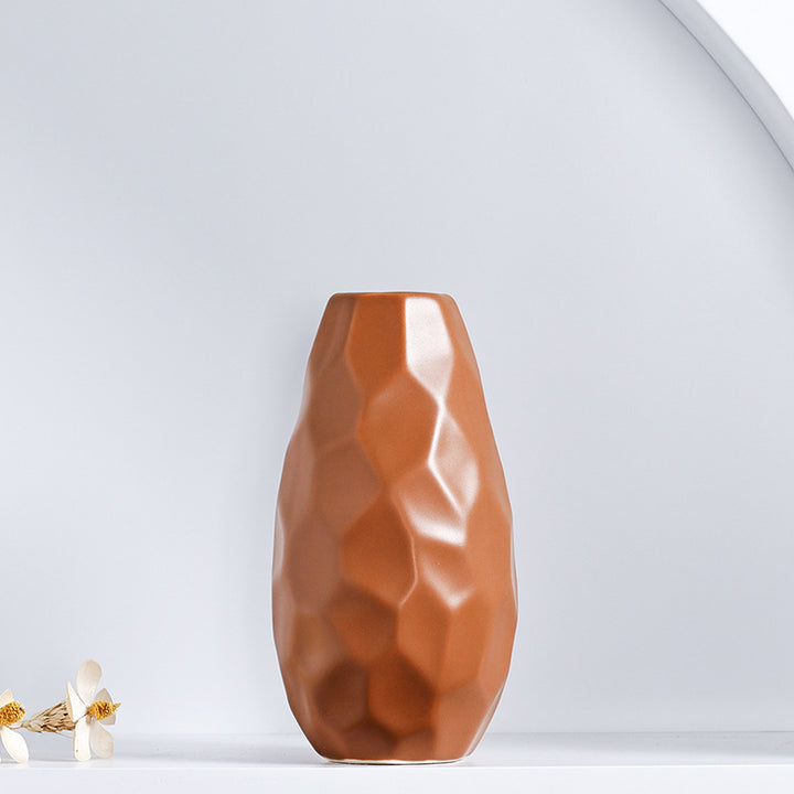 Einzigartige geometrische Keramikvase Karnz