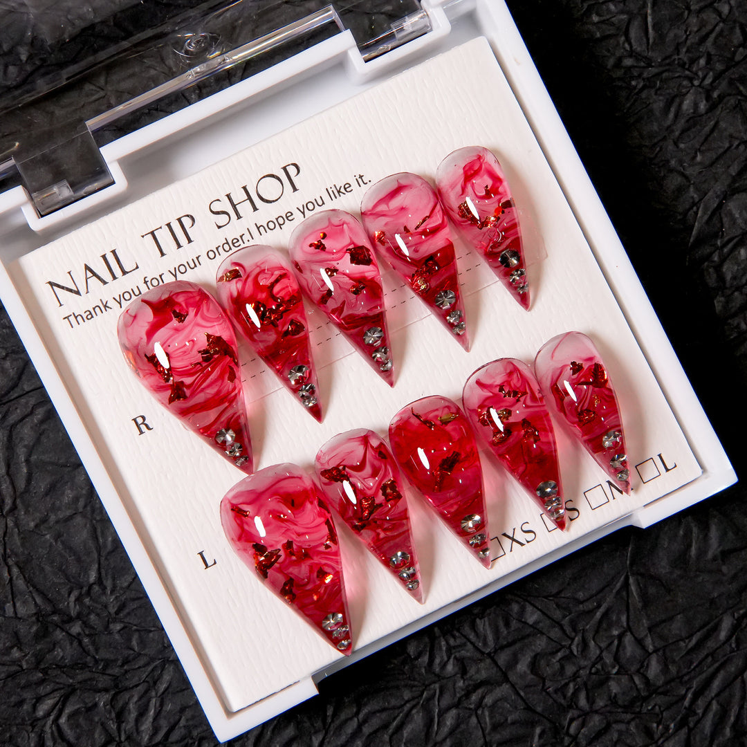 Dekoratives Stiletto Press-On Nagelkunst Set