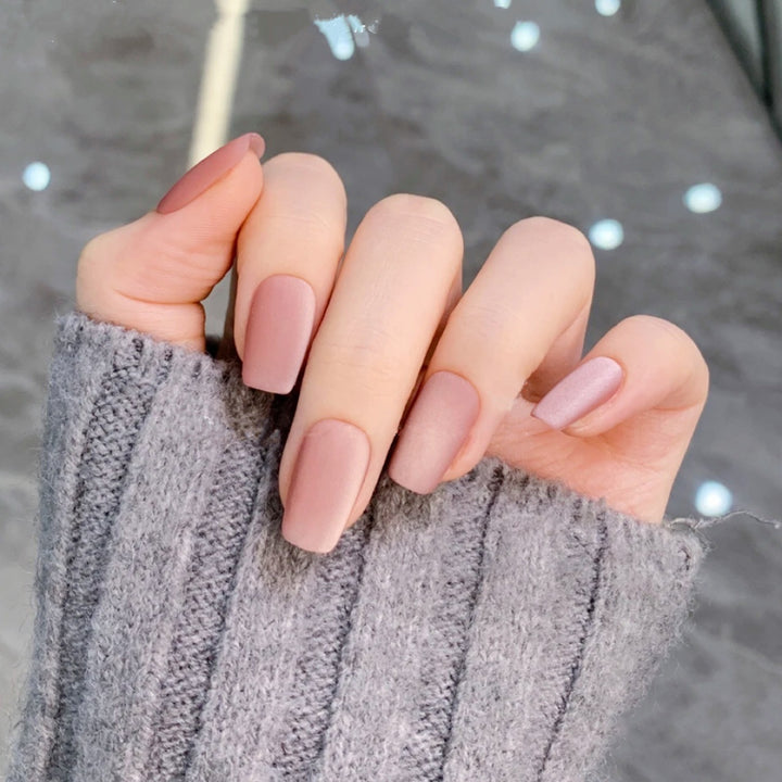 Elegante und stilvolle Nagelverlängerungen Karnz