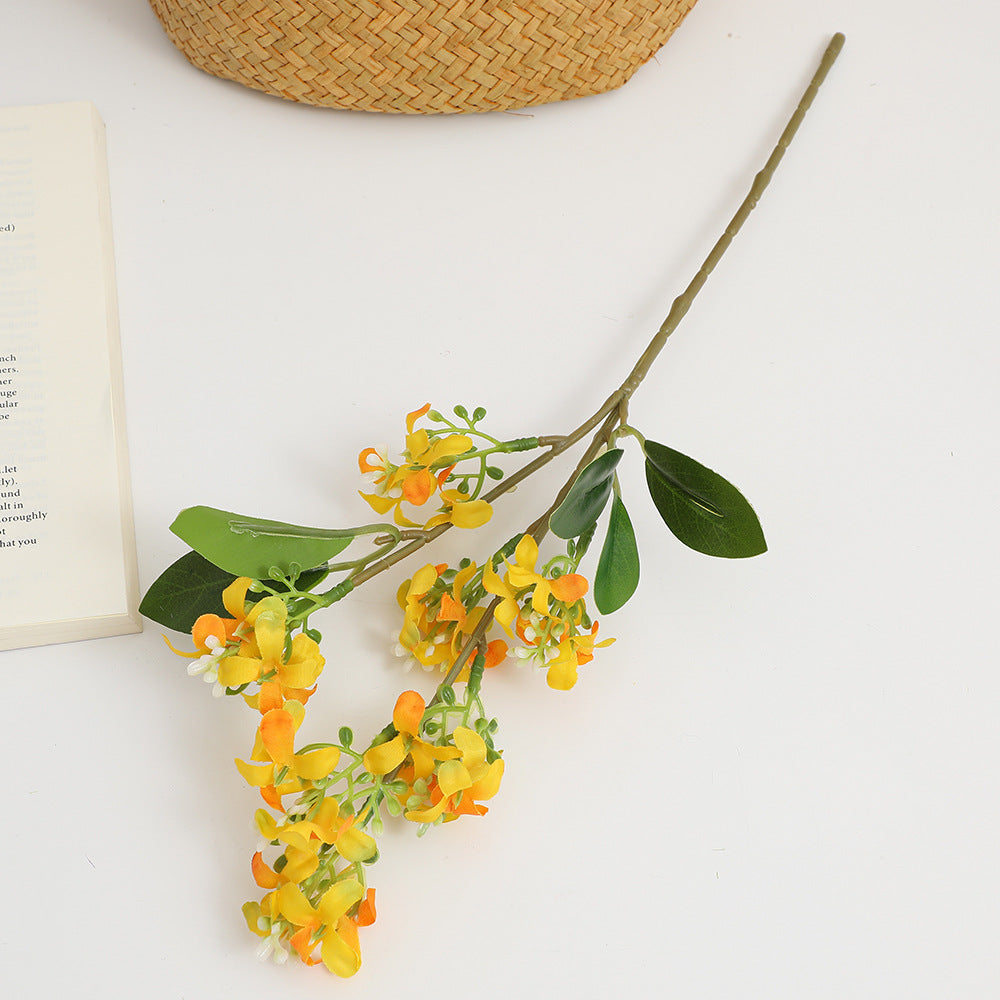 Künstlicher Blütenzweig mit leuchtenden Blüten Karnz