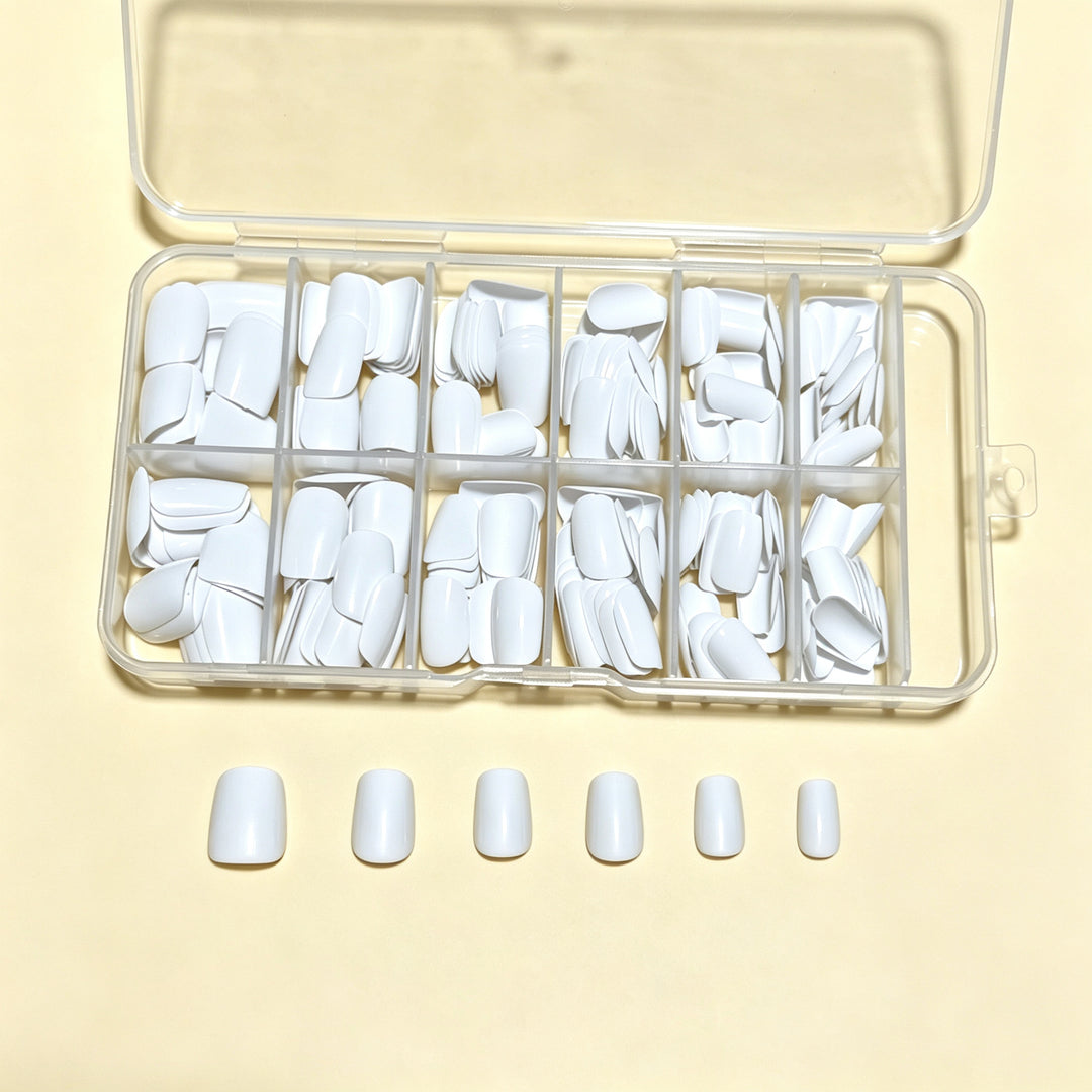 Premium Weiße Press-On Nagelspitzen Karnz