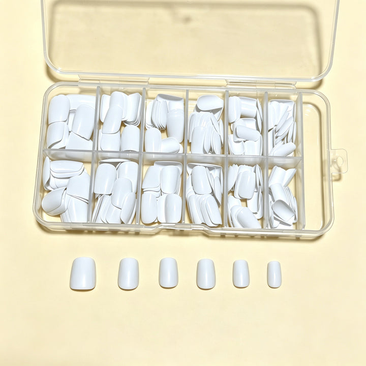 Premium Weiße Press-On Nagelspitzen Karnz