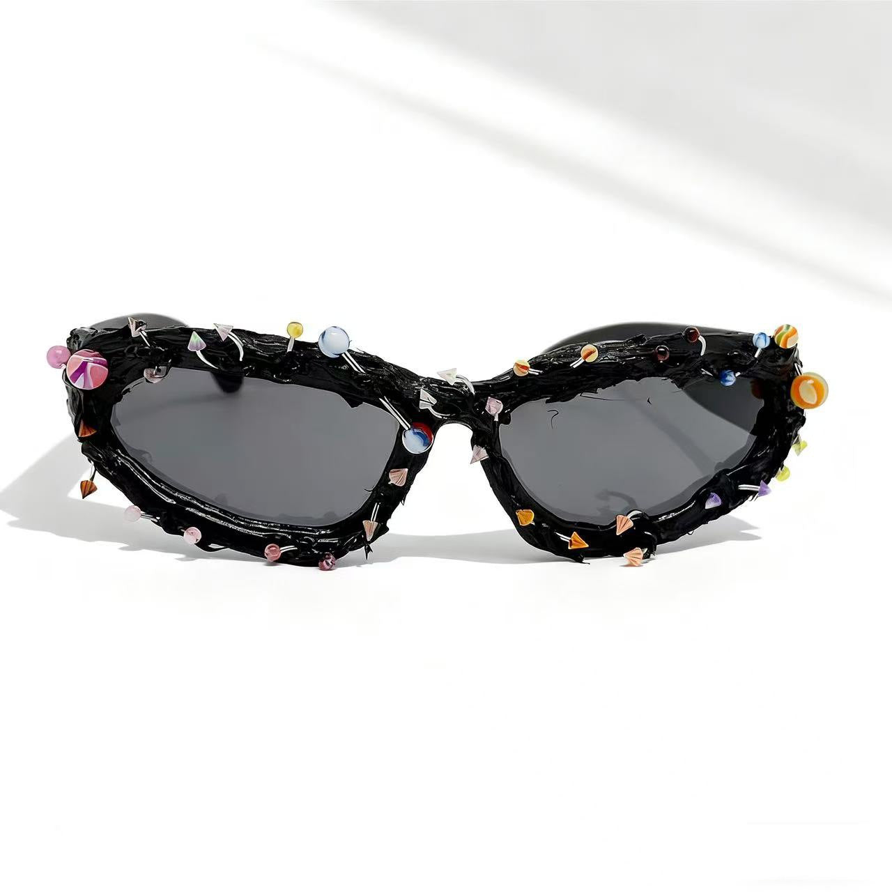 Damen Sonnenbrille mit kreativem Dekor und markantem Rahmen Karnz