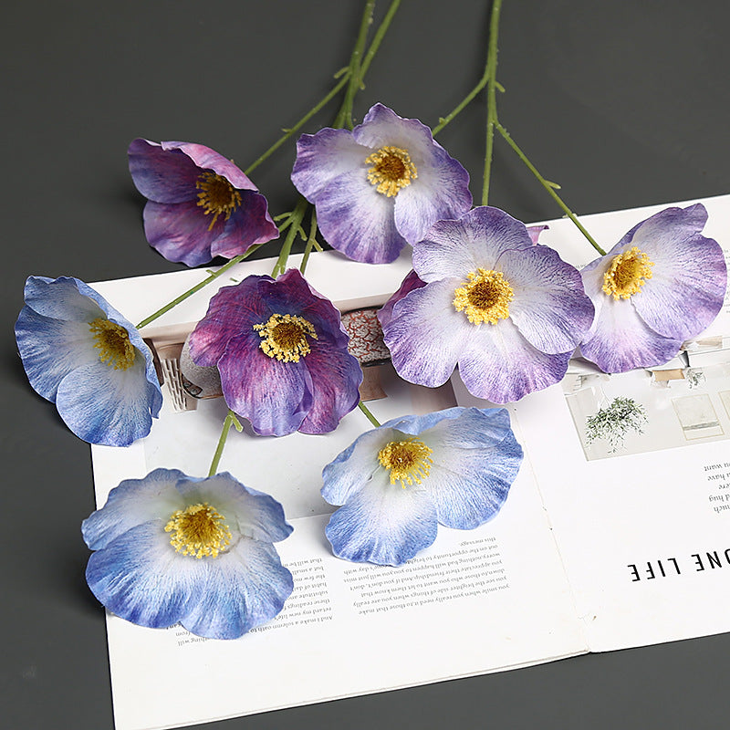 Realistische Seidenblumenstängel