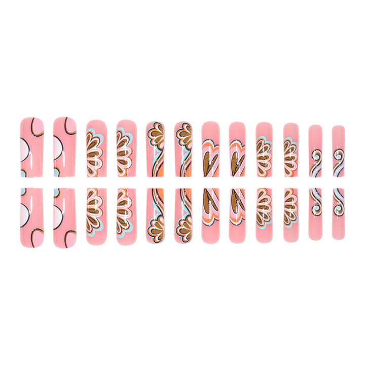Kreatives Florales Muster Nagelkunst Karnz