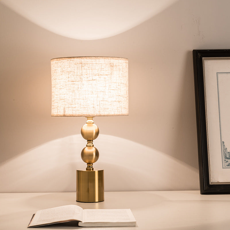 Stylische dekorative Tischlampe